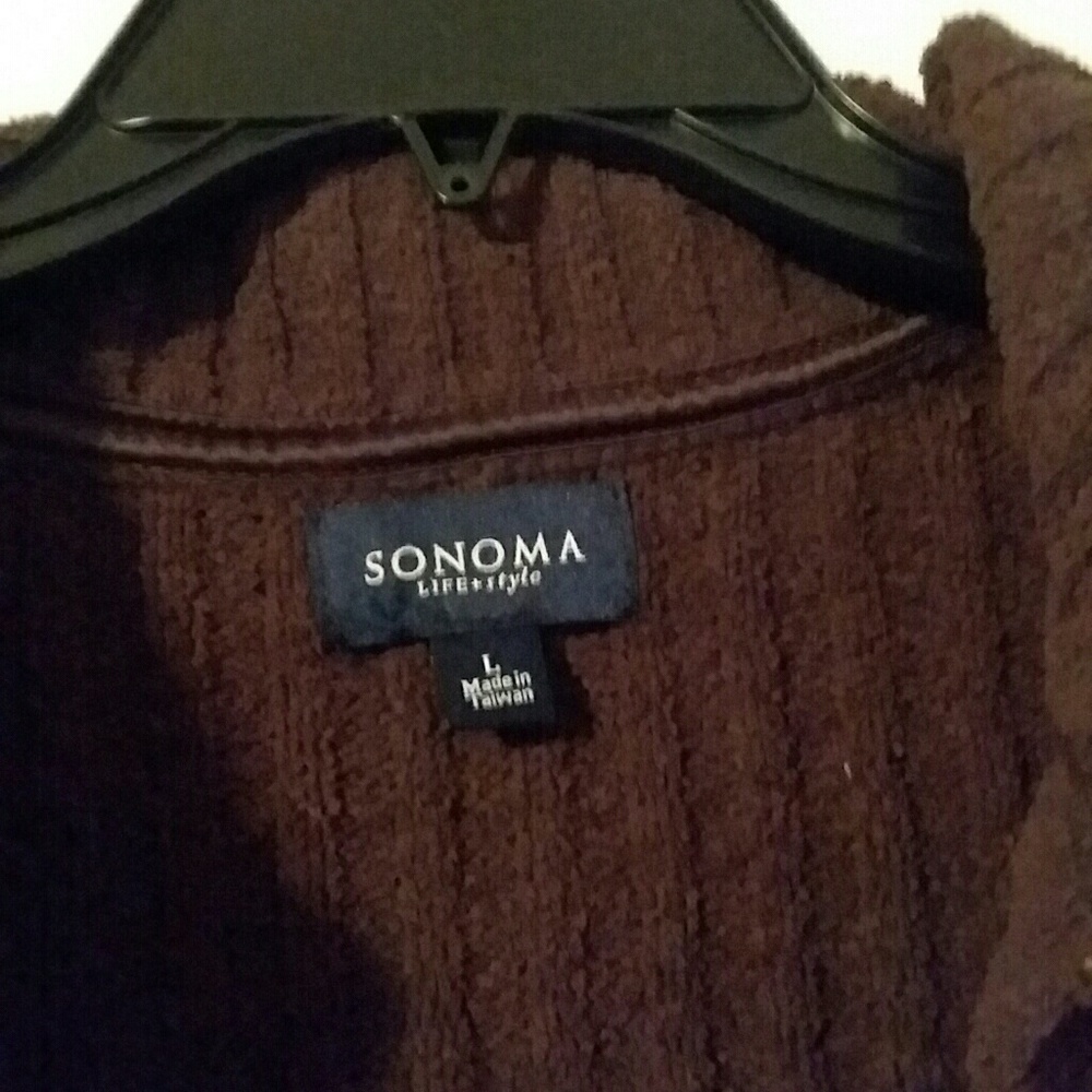 Sweater - Picture 3 of 3